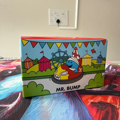 Men bump bumper car - mr, in