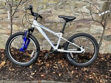 Carerra Luna Junior - Kids Mountain Bike - Front Suspension