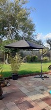 garden umbrella. Cantilever parasol.