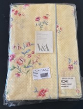 V&A Single Duvet & Pillowcase Set Primrose Yellow Floral Botanical Country