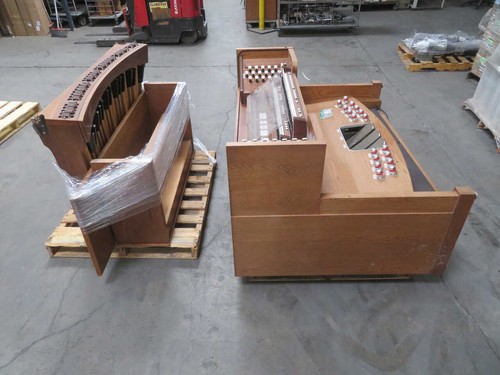 Rodgers 820 organ t270922 - 820,