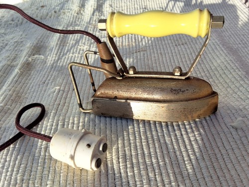Vintage electric travel iron - electric,