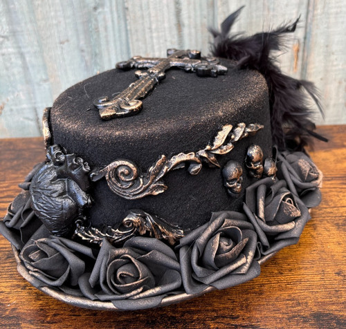 Black gold ornate gothic - ornate, goth