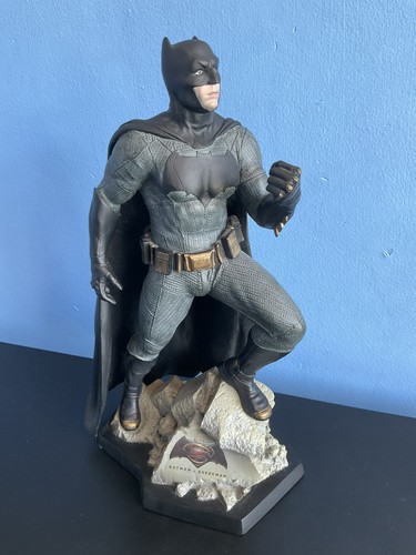 Comics batman statue - batman,