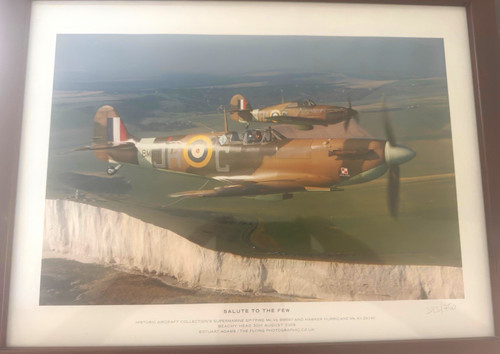 Salute the few - salute, to
