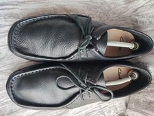 Clarks Black Leather low