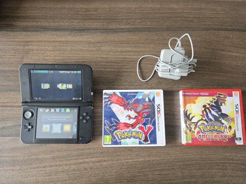 Nintendo 3ds console with - nintendo,