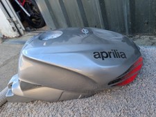 Aprilia RSV1000R Factory