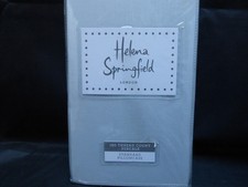 BEDECK. Helena Springfield