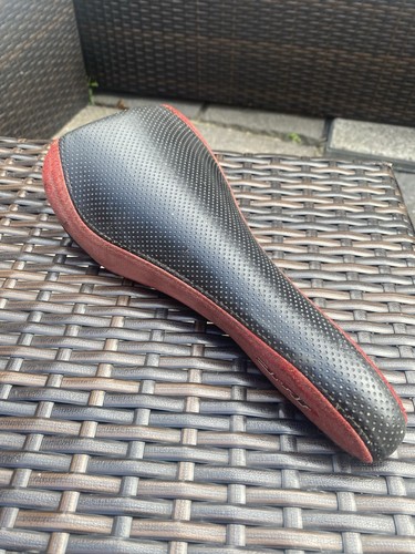 Retro dmr saddle black - black, red
