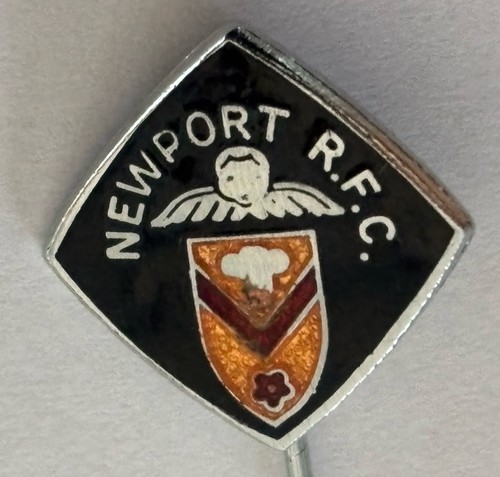 Newport rfc lapel pin badge - newport,