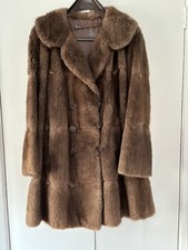 LOVELY VINTAGE LADIES MUSQUASH FUR JACKET/COAT 38 Inch Chest. EXCELLENT
