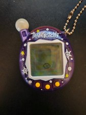 Tamagotchi V4 Transparent Purple Snow