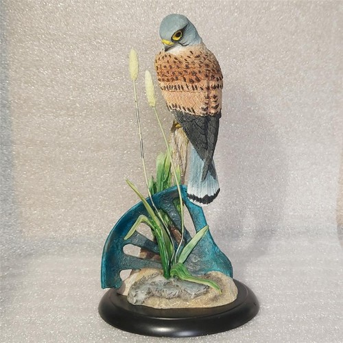 Border fine arts figurine - border,
