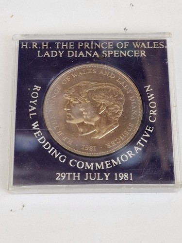 Royal wedding commemorative - royal,
