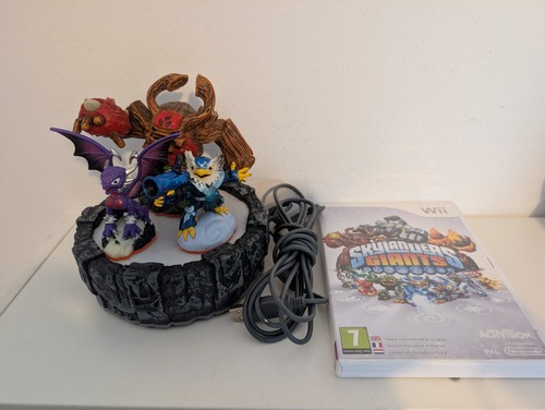 Skylanders giants starter pack - skylanders,