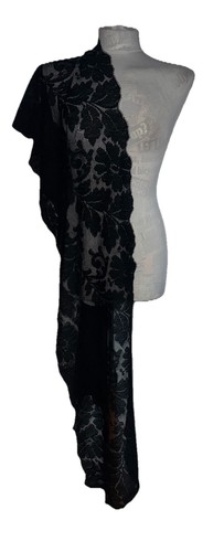 Antique black victorian lace - black,