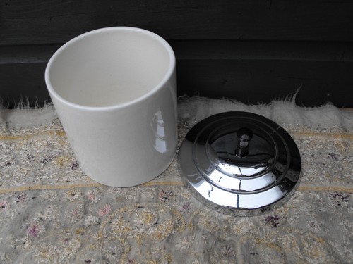 Vintage ceramic lining for