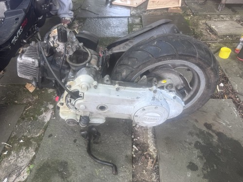 2000s piaggio vespa lx150 - 2000s,
