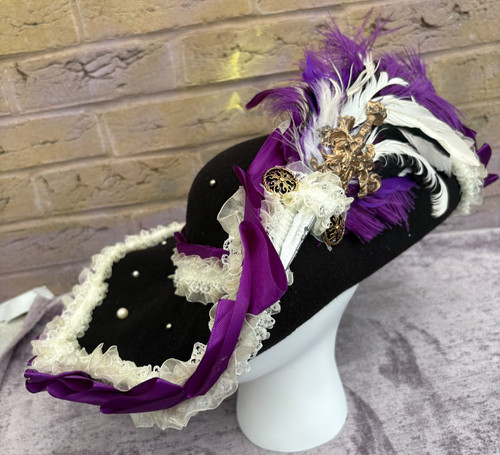 Black purple cream - pirate, hat