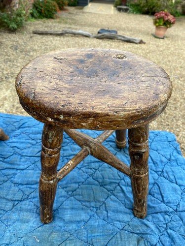 Antique milking stool small - milking,