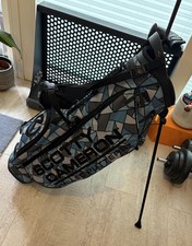 Scotty Cameron 2022 Holiday Blue “Neo Camo” Wanderer Circle T Carry Stand Bag