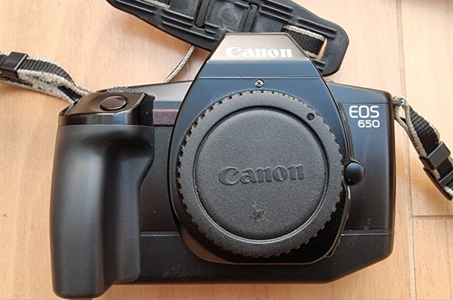 Canon eos 650 35mm slr - canon,