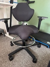 Halo Pro Ergonomic Sit/ Stand Saddle Chair In Black Excellent Condition