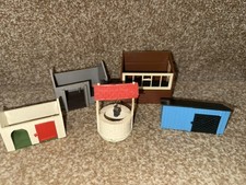 Britains Farms 70s bundle  buildings Inc Well