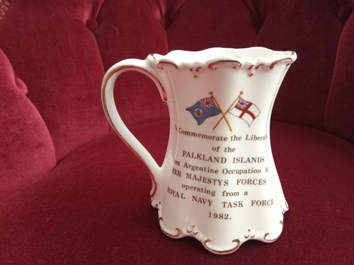Jug commerating the - , falklands