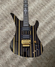 Schecter Synyster Gates Custom electric guitar Black gold stripe FR Bridge