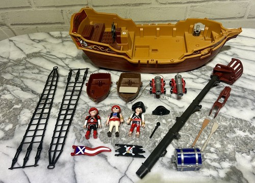 Playmobil pirate ship - 5618,