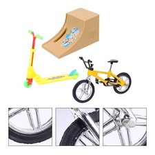 1 Set Mini Finger Toys