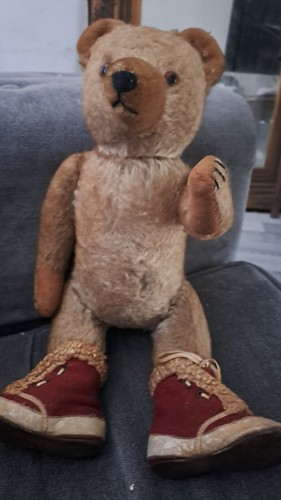 Large antique teddy bear - large,