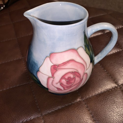 Moorcroft collectors club pink - collectors,