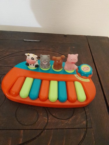 Chad valley first piano - my,