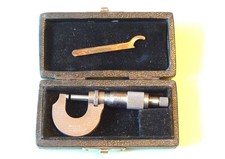 Vintage 1/2” L.S. Starrett No 282 Outside Micrometer Boxed Stunning Condition