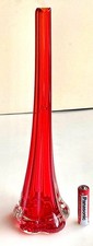 STUNNING TALL RED VINTAGE ART GLASS FLUTED STEM BUD VASE c1960's