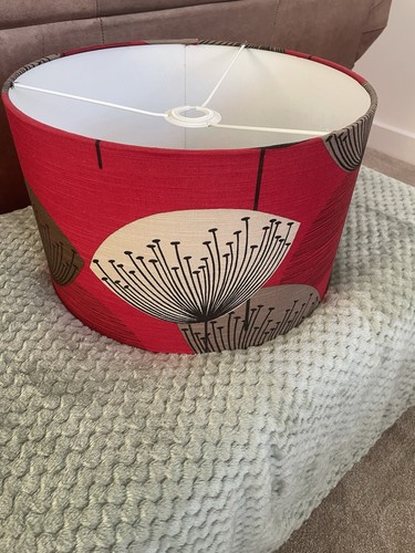 Red dandelion clocks lampshade - red,
