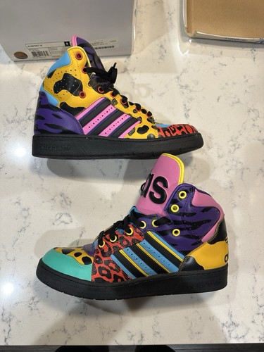 Adidas originals - 9.5,