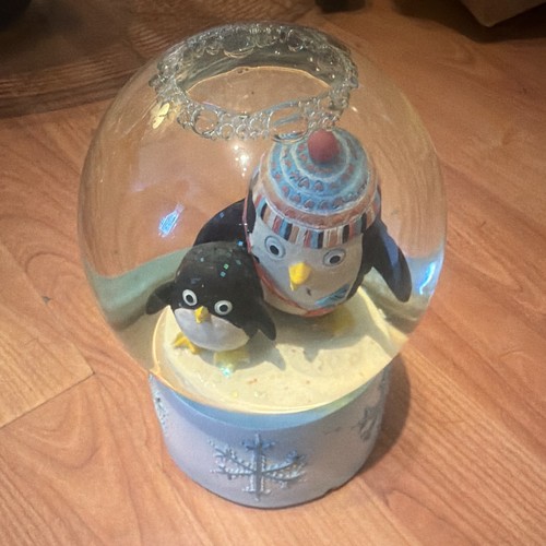 Musical snow globe - snow,