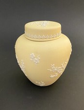 Wedgwood Primrose Yellow