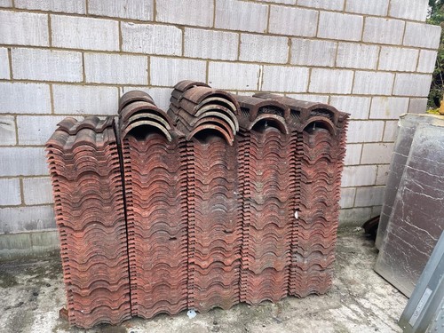 460 redland tiles - 18, ridge