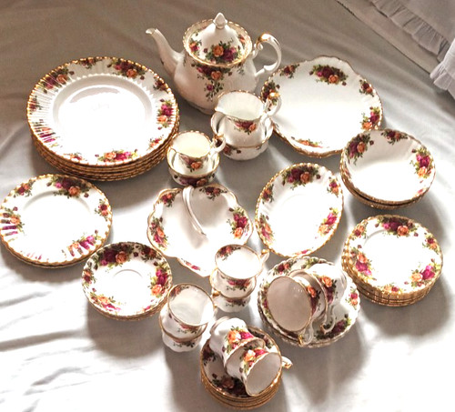 Royal albert bone china old - bone,