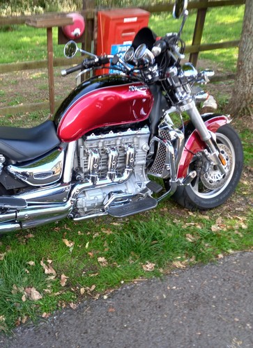 Triumph rocket classic bike - rocket,