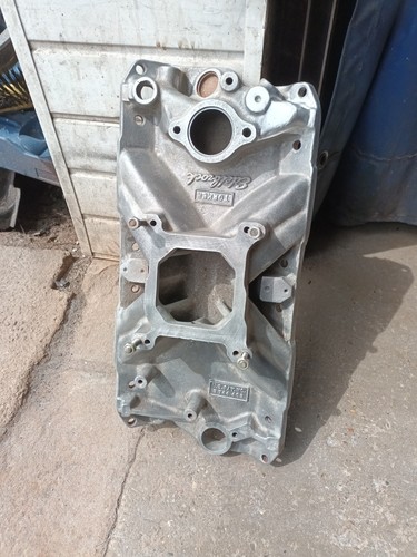 Edelbrock torker intake - ,