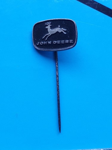 Pin badge john deere - john,