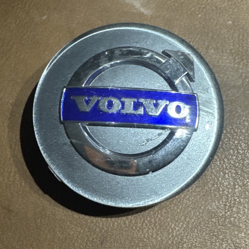 Genuine volvo wheel center - center, cap