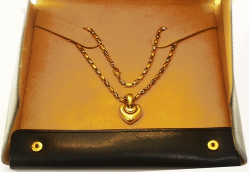 Bvlgari 18k gold puffed heart - bvlgari,