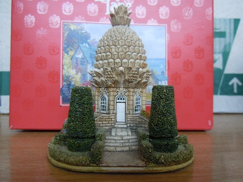 Lilliput lane the pineapple - the,